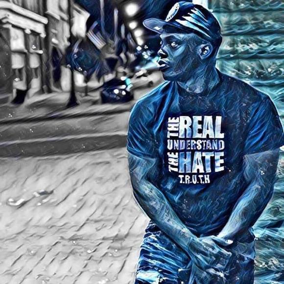 Meet your Posher, Darryl - Picture 1 of 1